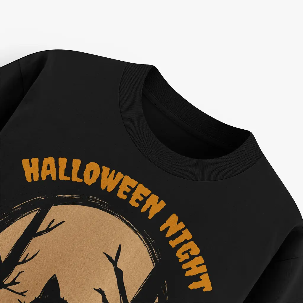 halloween_tee_1-blk_closeup1.webp
